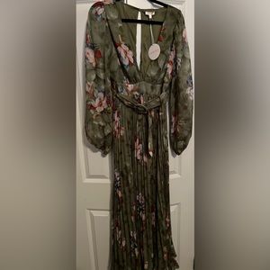 Luxxel long sleeve dress